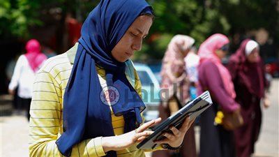 نماذج استرشادية لامتحان اللغة العربية لطلاب الصف الثاني الثانوي