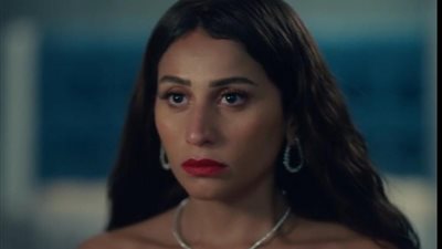 مسلسل لعبة النسيان الحلقة 6.. دينا الشربيني تواجه أحمد داوود وعلي قاسم (صور)