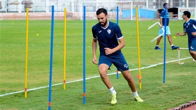 محامي حمدي النقاز يوضح لـ”القاهرة 24″ حقيقة تعرض اللاعب لوعكة صحية داخل السجن