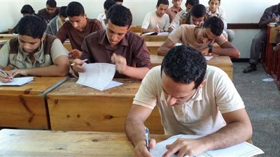 تعليم المنوفية: 30 ألف طالب بأولى ثانوي يؤدون امتحان الأحياء اليوم