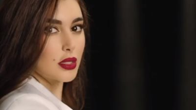 ياسمين صبري بفستان الزفاف تغزو مواقع التواصل الاجتماعي (صورة)