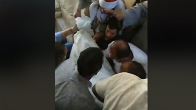 شاهد.. لحظة دفن الشيخ محمود الطبلاوي بمدافن العائلة في البساتين (فيديو)