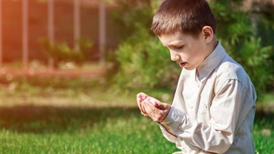 اللهم أقلني من الخطايا.. دعاء اليوم الرابع عشر من رمضان 2020  (صور)