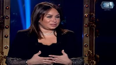 إنجي علي لـ”شيخ حارة”: “معرفش أتجوز غير عن حب” (فيديو)