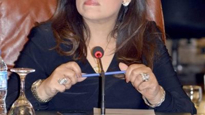 الدكتورة شيرين إسماعيل ثابت تكتب: والله ما أكرمهن إلا كریم.. ولا أهانهن إلا لئیم