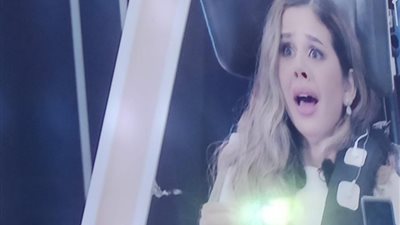 رامز جلال لـ”منة عرفة”: كبرتي وبقيتي تنزلي صور بالمايوه على انستجرام (صور)