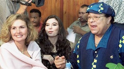 يسرا تنعي إبراهيم نصر: “هايوحشني صوتك وضحكتك” (صورة)