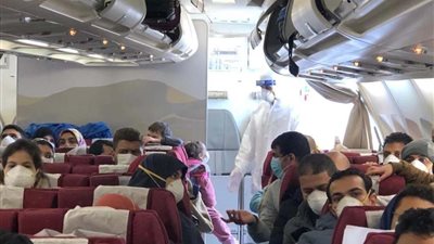 “القوى العاملة” تكشف موعد إجلاء المصريين أصحاب الإقامات الملغاة وتأشيرات السياحة من الإمارات