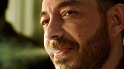 “قولتلك بلاش نرمى البنت”.. أحمد زاهر يمازح مخرج البرنس بسبب توعد الجمهور له