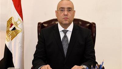 وزير الإسكان يُصدر 34 قراراً إدارياً لإزالة مخالفات البناء والتعديات بالمدن الجديدة