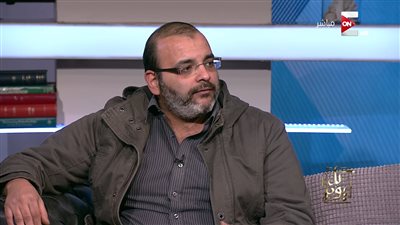 أنا جنب عادل إمام أنت فين؟.. أيمن بهجت قمر يوجه رسالة لمنتقدي مسلسله فلانتينو (صورة)