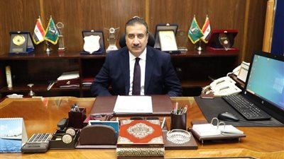 محافظ المنوفية: إغلاق 8 منشآت طبية لإدارتهم دون ترخيص ومخالفتهم للاشتراطات الطبية