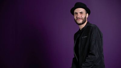 أمير عيد يشارك في حملة ‏توعوية بمرض “كرون” (فيديو)