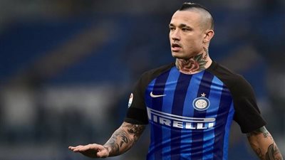 رئيس كالياري يوجه نصيحة لمسؤولي إنتر بشأن ناينجولان