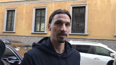 ميلان الإيطالي يكشف تفاصيل إصابة إبراهيموفيتش