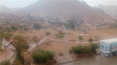 السيول تضرب سانت كاترين لليوم الثالث.. ومصدر: رفع حالة الطوارئ في كل أنحاء المدينة