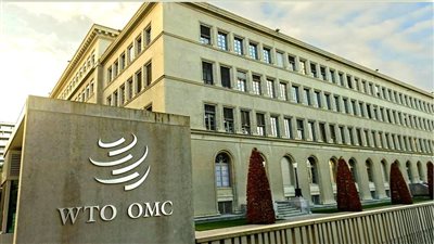 رغم مبدأ المعاملة بالمثل.. التجارة العالمية ترفض الرسوم الجمركية الصينية على الصادرات الأمريكية