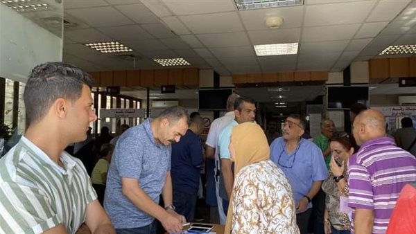 رئيس حي شرق يستقبل