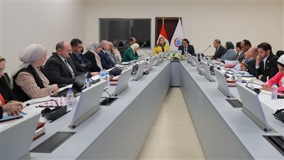 الربط بين مبادرة فحص المقبلين على الزواج وبرنامج مودة للحفاظ على كيان الأسرة 