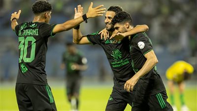 بدون محمد شريف.. الخليج يخسر أمام أهلي جدة في الدوري السعودي 