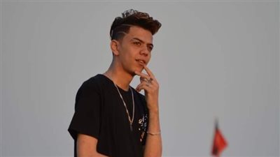 تنبأ بوفاته ورحل إثر أزمة قلبية في شبابه.. تفاصيل وفاة مؤدي المهرجانات كلوشة