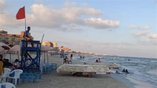 رفع الرايات الحمراء