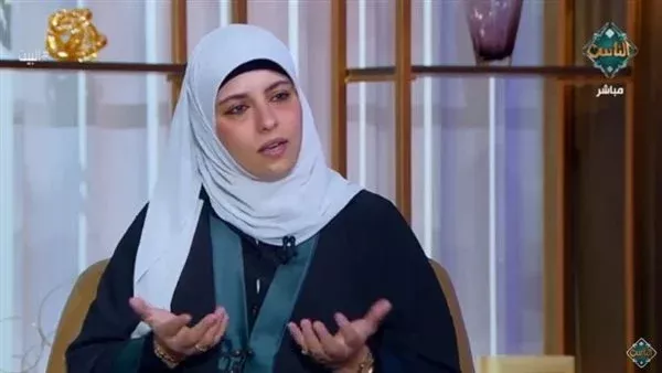 الدكتورة فاطمة عنتر