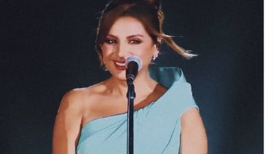 تصدر لقب صوت مصر خلفية المسرح.. أبرز لقطات حفل أنغام بمهرجان العلمين 