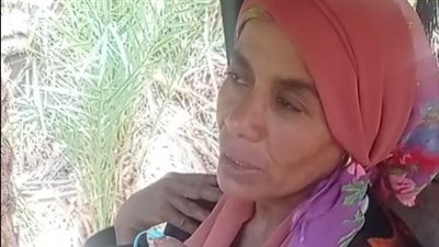 قصة كفاح سائقة توك توك بقنا: اشتغلت حاجات كتير عشان ممدش إيدي لحد | بث مباشر