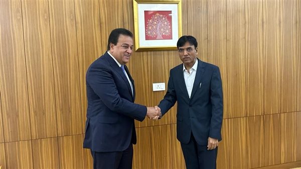 لقاء وزير الصحة ونظيره