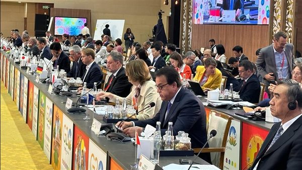 الدكتور خالد عبد