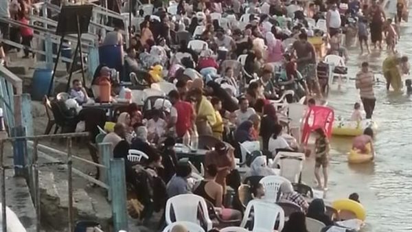 اقبال على شواطئ الإسكندرية