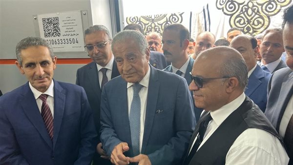 وزير التموين والتجارة