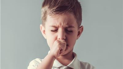 أبرزها السبانخ والعسل الأبيض.. أطعمة تعزز مناعة الطفل