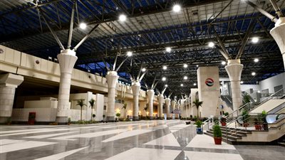 النقل تتعاقد مع شركة خاصة لإدارة وتشغيل المنطقة التجارية بـ محطة مترو عدلي منصور │ خاص