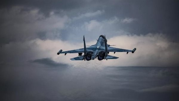 طائرة مقاتلة 