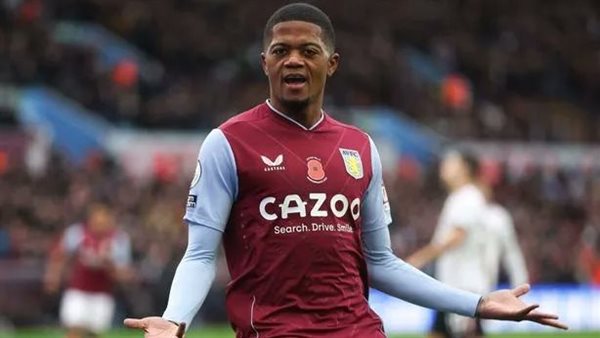 بايلي لاعب أستون