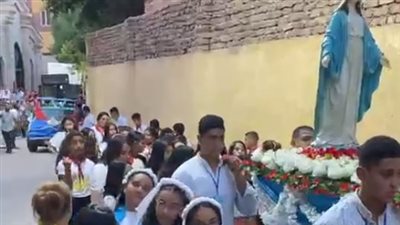 آلاف الأقباط يحتفلون بـ انتهاء صوم العذراء مريم بـ كنائس الجمهورية| بث مباشر 