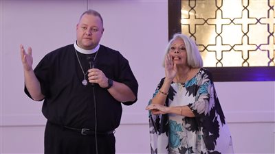 إطلاق منصة الكنيسة الإلكترونية لخدمة الصم وضعاف السمع