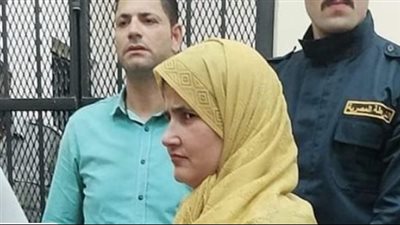 لنظر تقرير اللجنة الخماسية.. وصول سيدة فاقوس إلى جنايات الزقازيق لحضور سابع جلسات محاكمتها| بث مباشر 