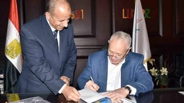 محافظ الأقصر ووكيل