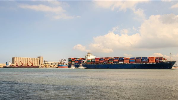 ميناء دمياط