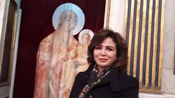 إلهام شاهين