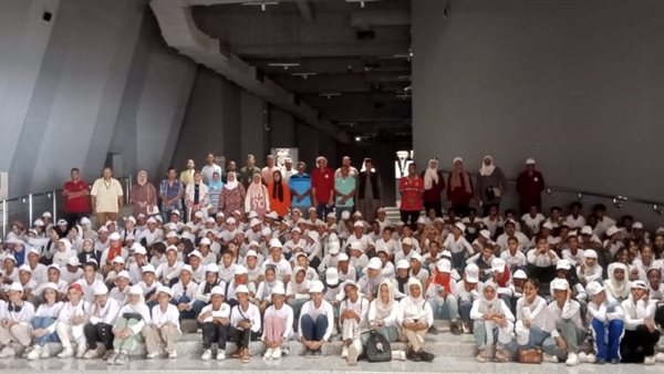 الأطفال في المتحف