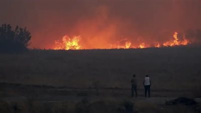 اليونان تعلن خروج الحرائق عن السيطرة.. والمفوضية الأوروبية: الأكبر على الإطلاق في الاتحاد الأوروبي