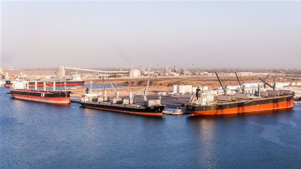 ميناء دمياط 