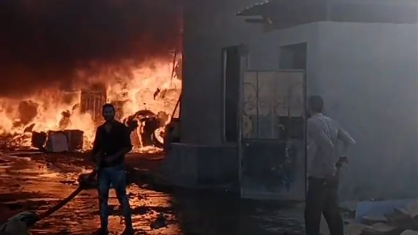 حريق مصنع كرتون