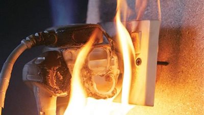 منعًا للحرائق وتلف الأجهزة.. تحرك برلماني لمواجهة مصانع بير السلم المنتجة للأسلاك الكهربائية 