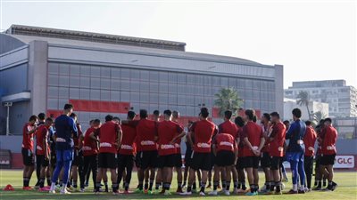 الأهلي يسافر اليوم إلى النمسا لانطلاق معسكره الخارجي