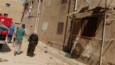 إخلاء فوري وقرار إزالة لعمارة لخطورتها على السكان بالمنوفية